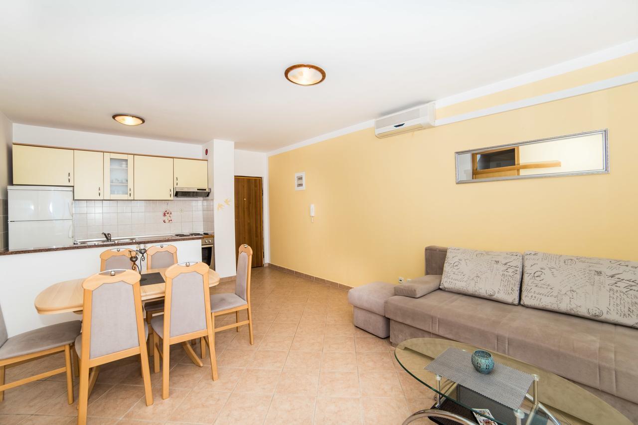 Apartment Clear Sky Baška Voda المظهر الخارجي الصورة